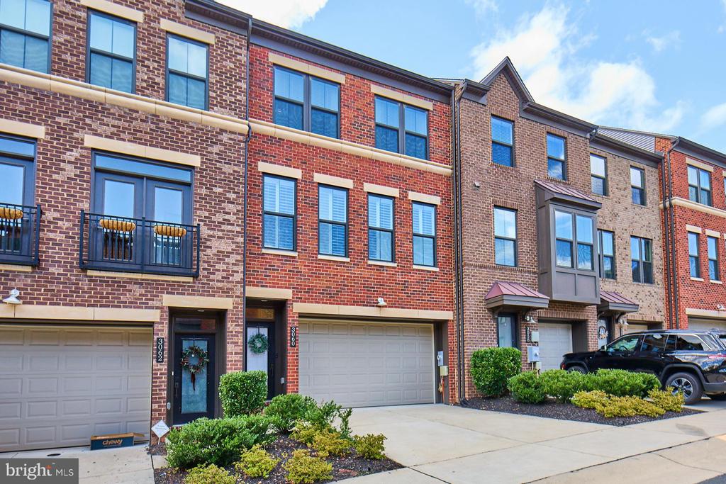 3060 WILD BLUE INDIGO COURT