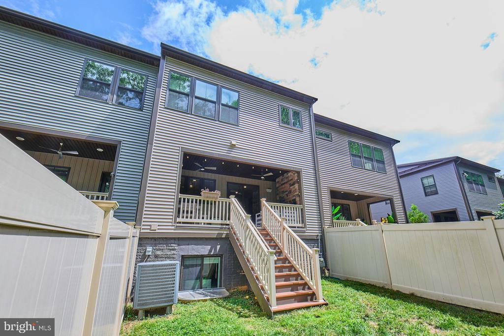 3060 WILD BLUE INDIGO COURT