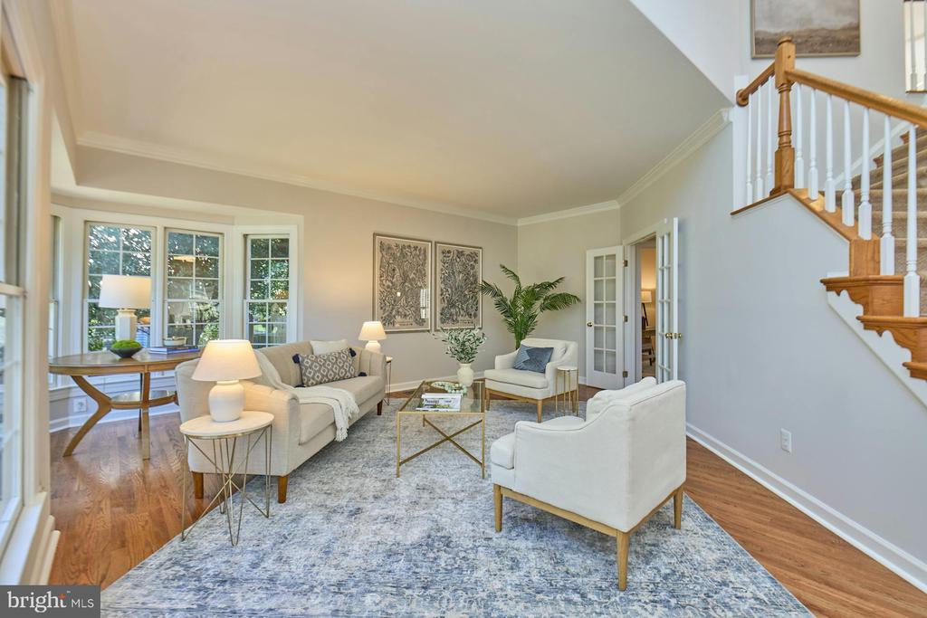 2561 HOLLY MANOR DRIVE