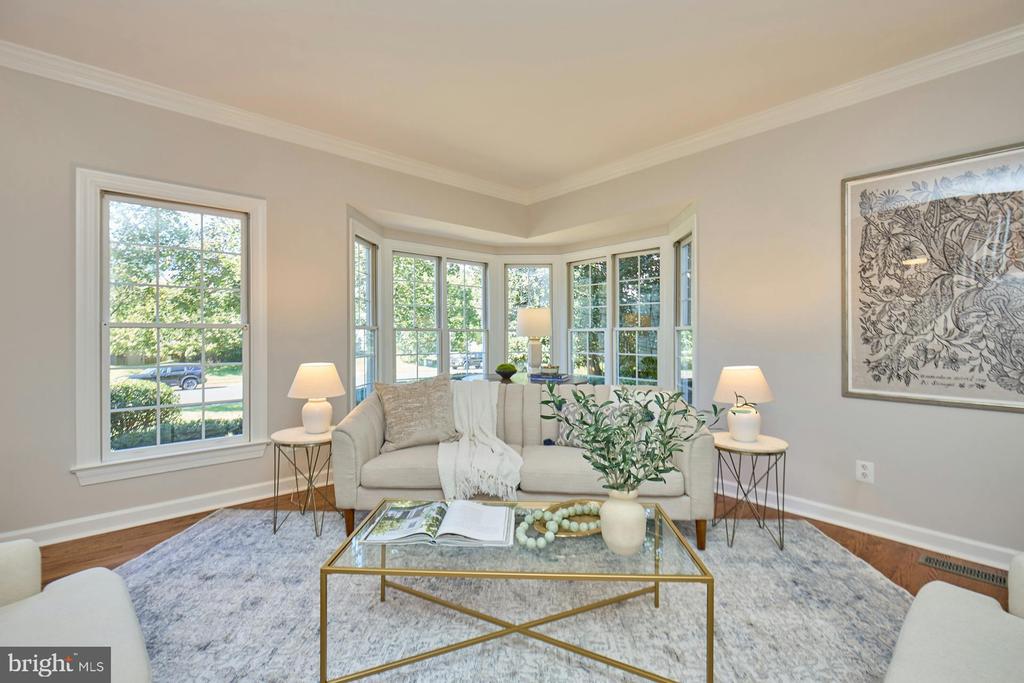 2561 HOLLY MANOR DRIVE