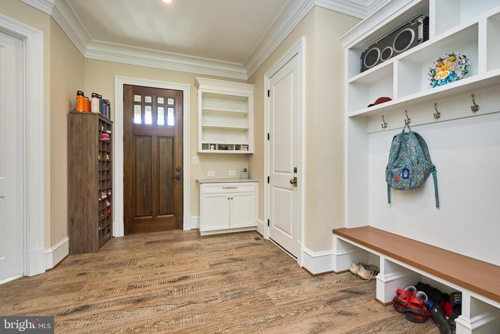 1106 TOWLSTON ROAD