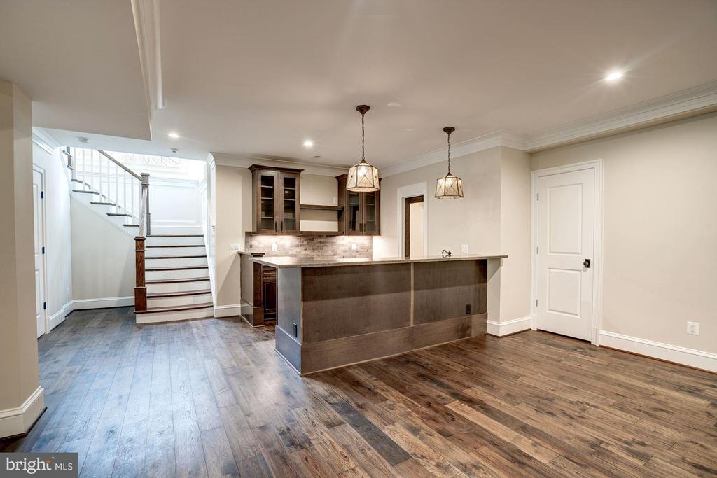 1106 TOWLSTON ROAD