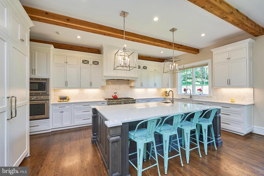 1106 TOWLSTON ROAD