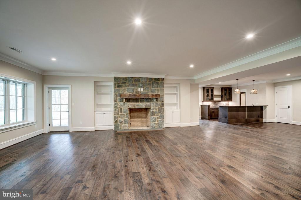 1106 TOWLSTON ROAD