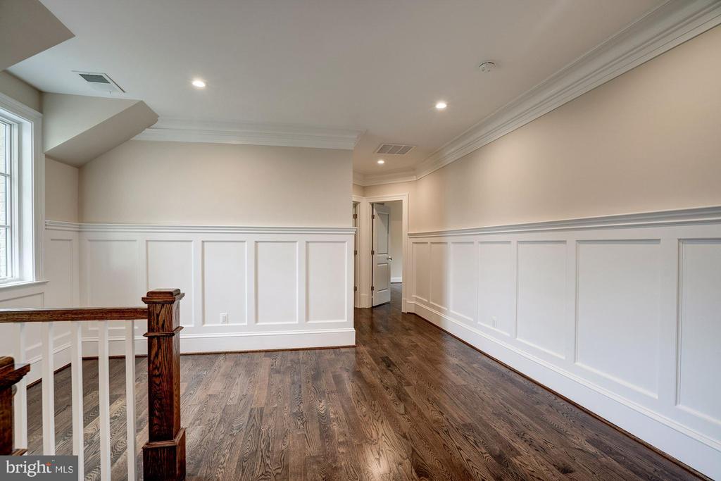 1106 TOWLSTON ROAD
