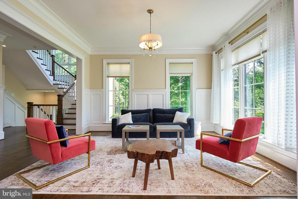 1106 TOWLSTON ROAD