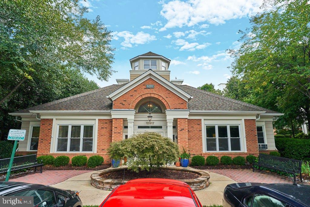 12901 ALTON SQUARE Unit: 201