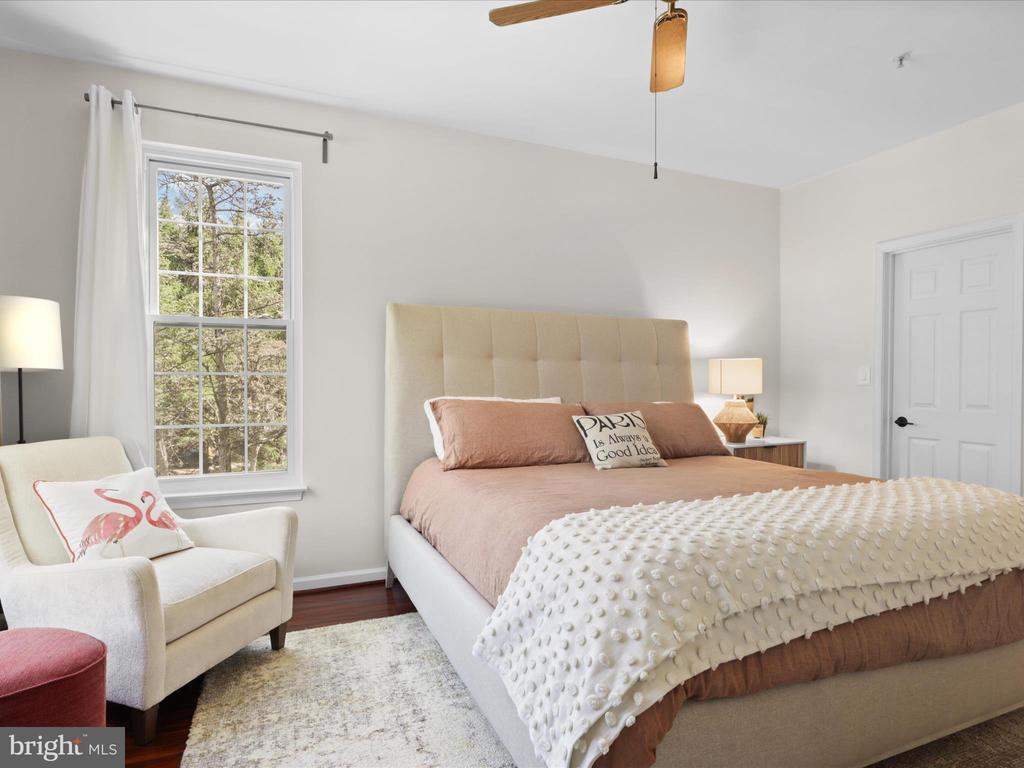 12901 ALTON SQUARE Unit: 201