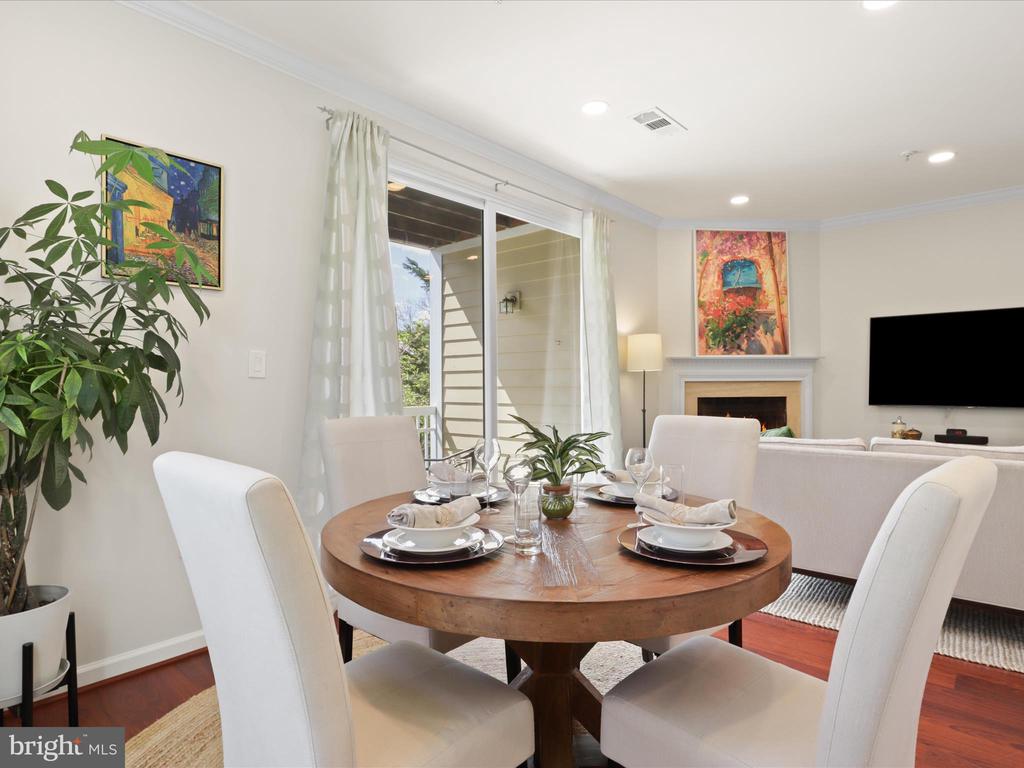 12901 ALTON SQUARE Unit: 201