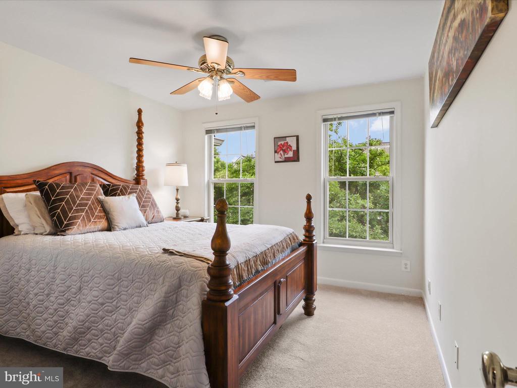 9354 DEER GLEN COURT