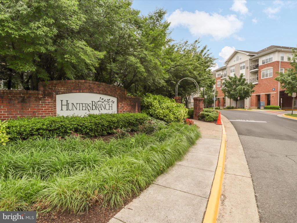 9354 DEER GLEN COURT