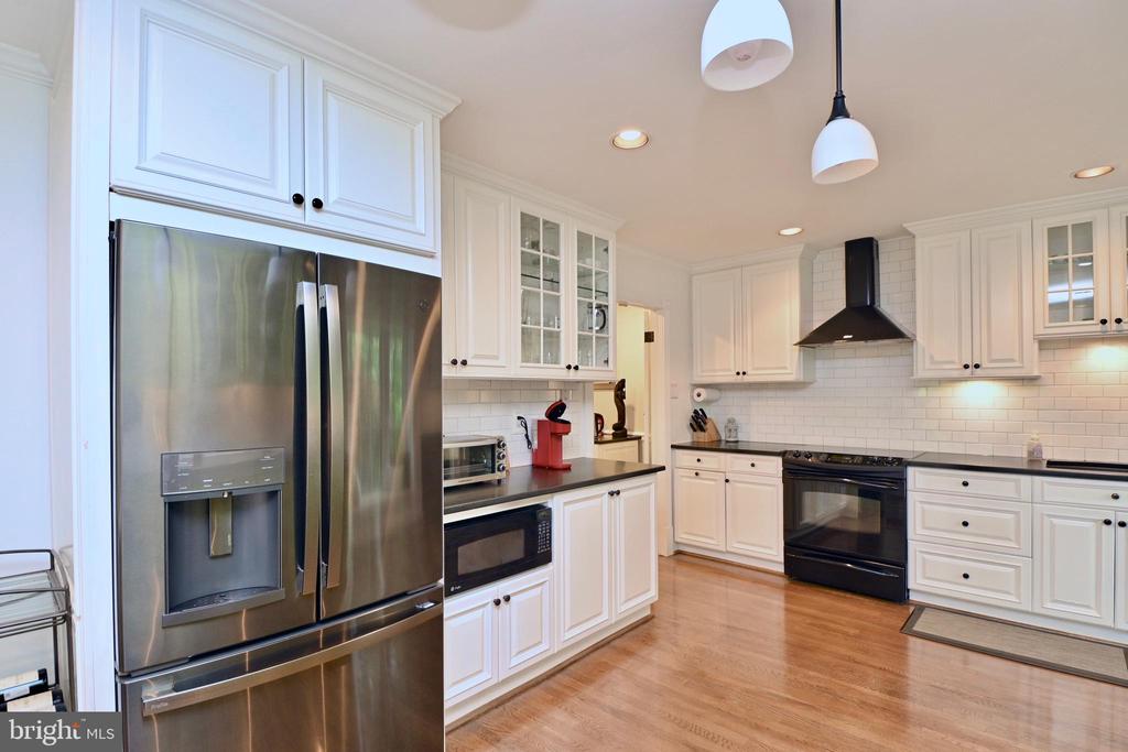 1441 MCLEAN MEWS COURT
