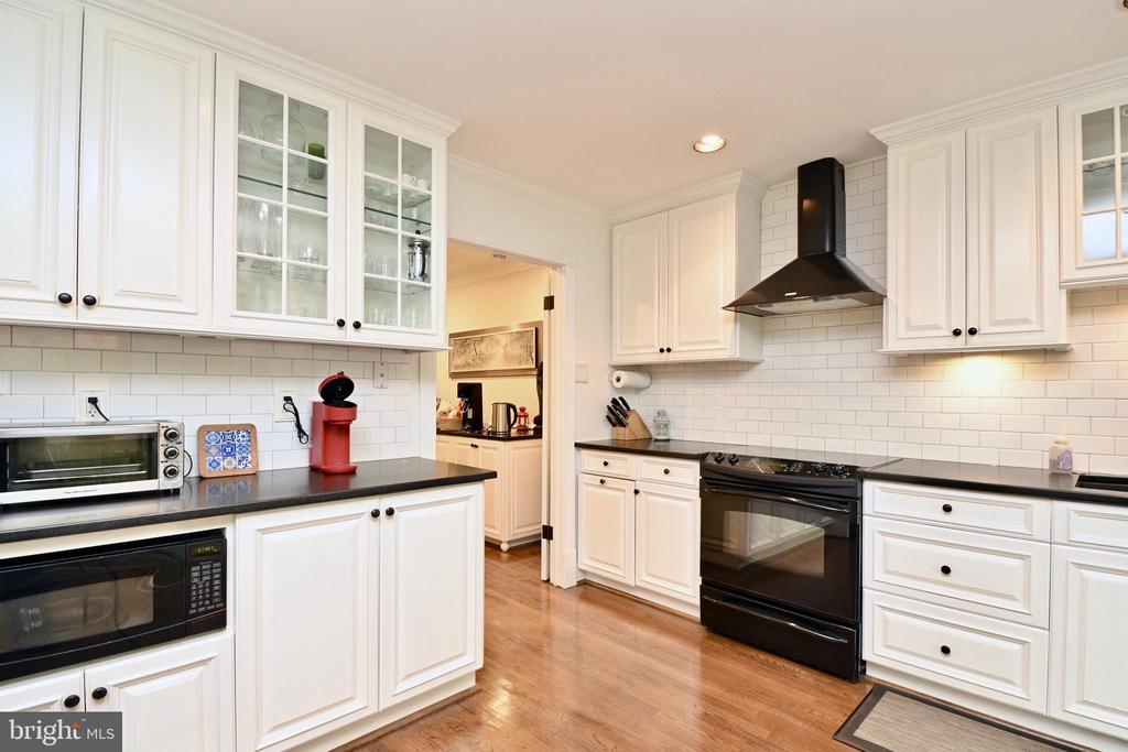 1441 MCLEAN MEWS COURT