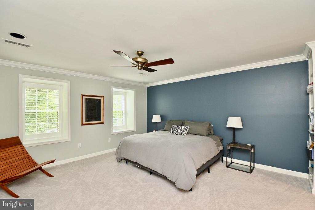 1441 MCLEAN MEWS COURT
