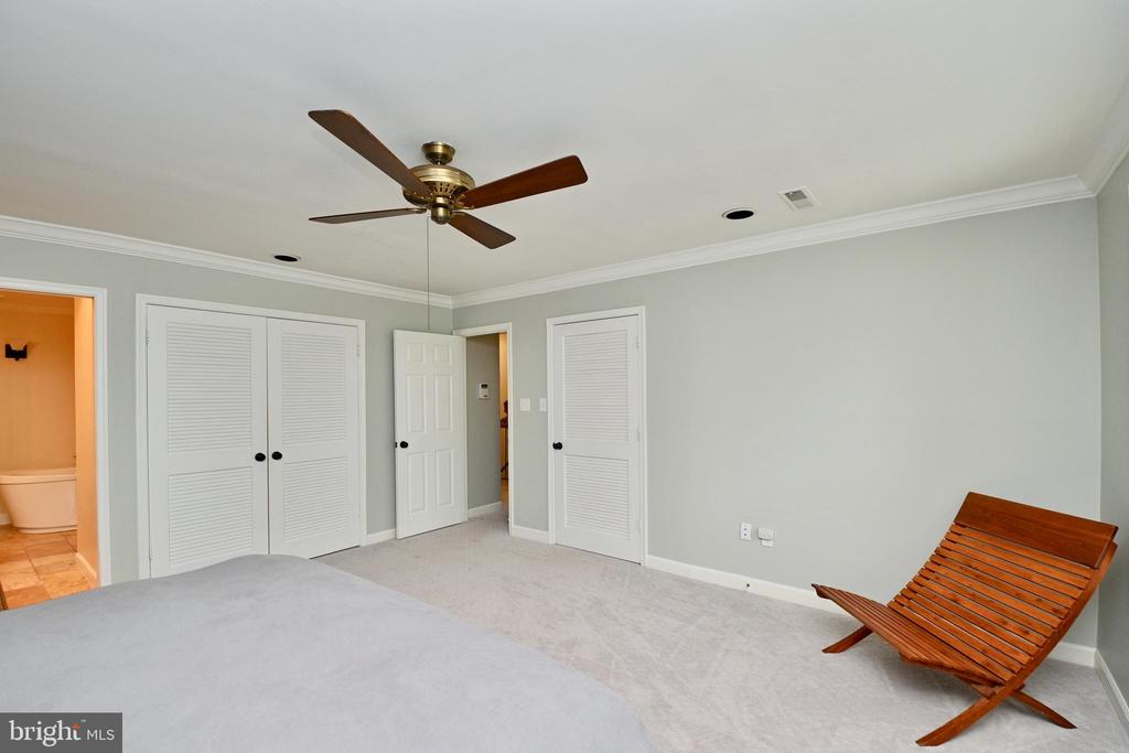 1441 MCLEAN MEWS COURT