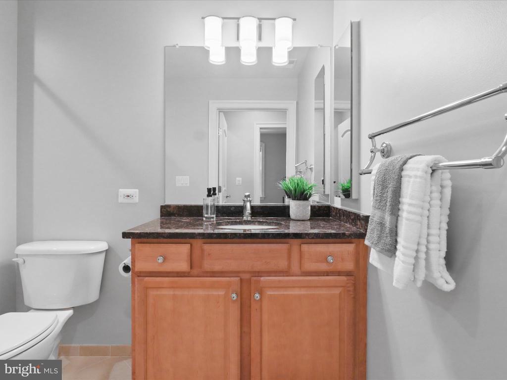 1781 CHAIN BRIDGE ROAD Unit: 303