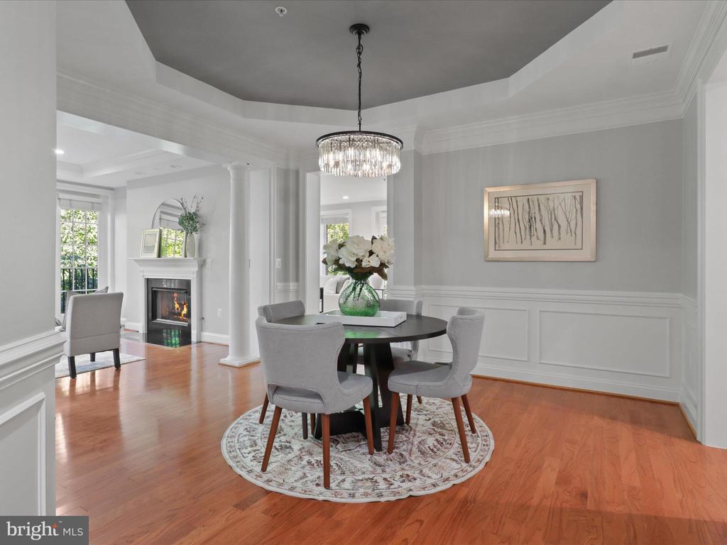 1781 CHAIN BRIDGE ROAD Unit: 303