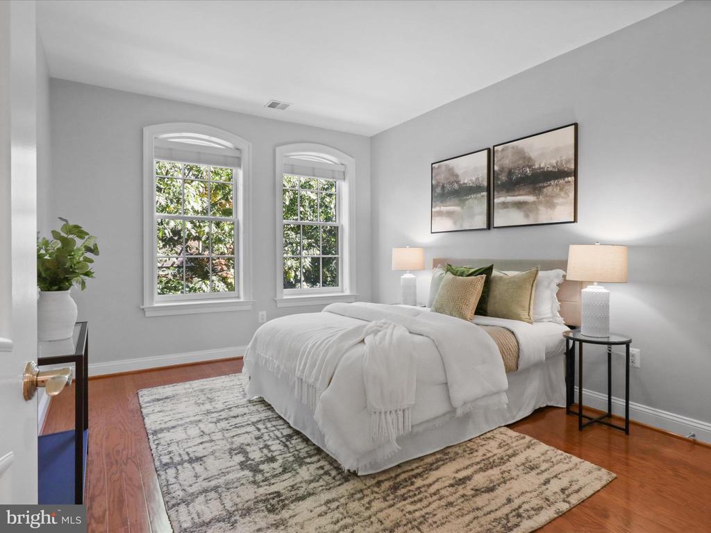 1781 CHAIN BRIDGE ROAD Unit: 303