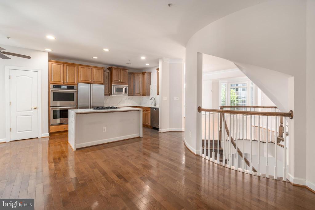 7748 LEGERE COURT