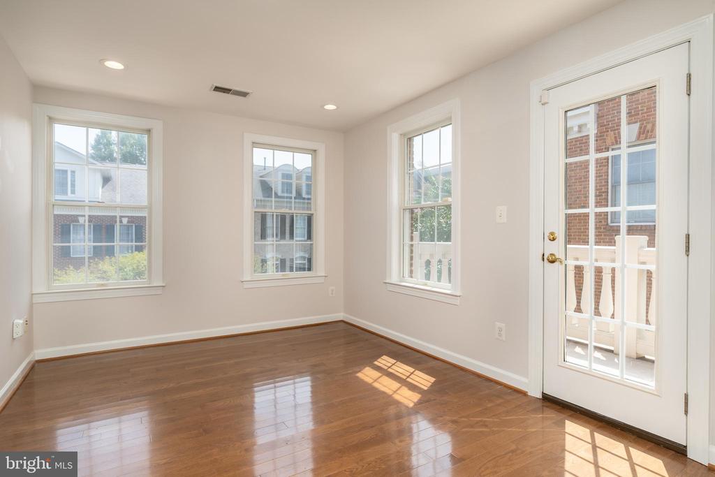 7748 LEGERE COURT