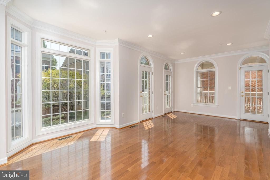 7748 LEGERE COURT