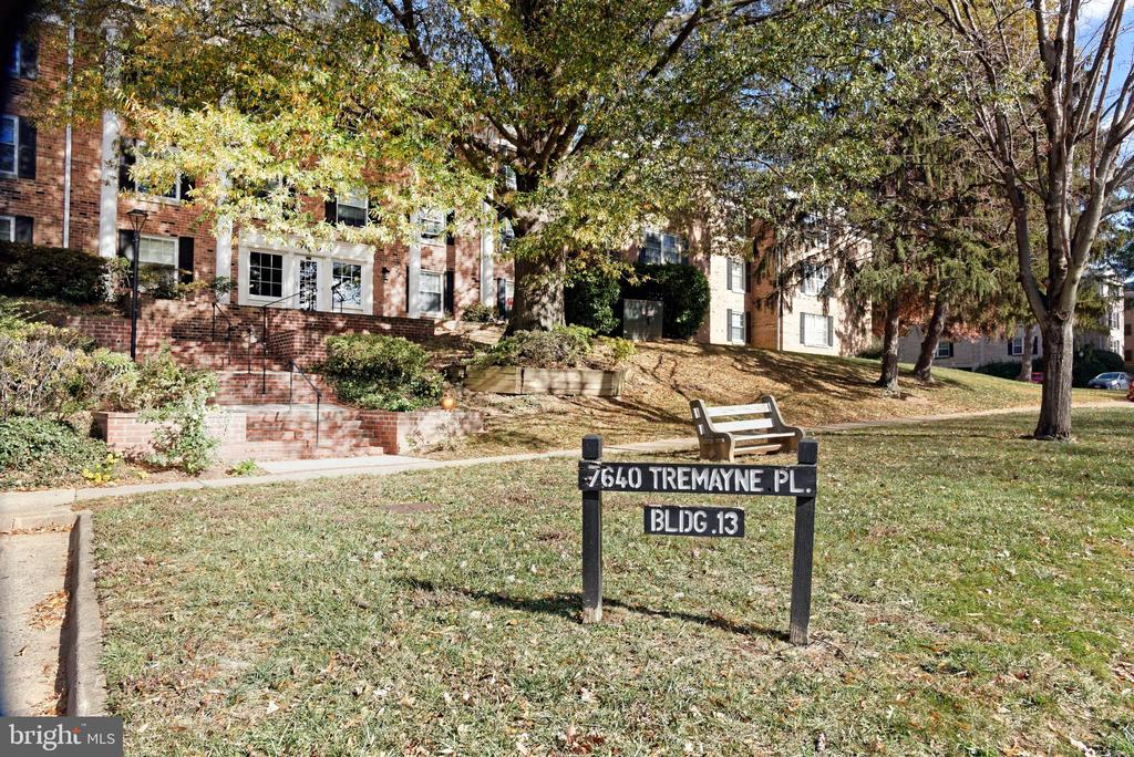 7640 TREMAYNE Unit: 202