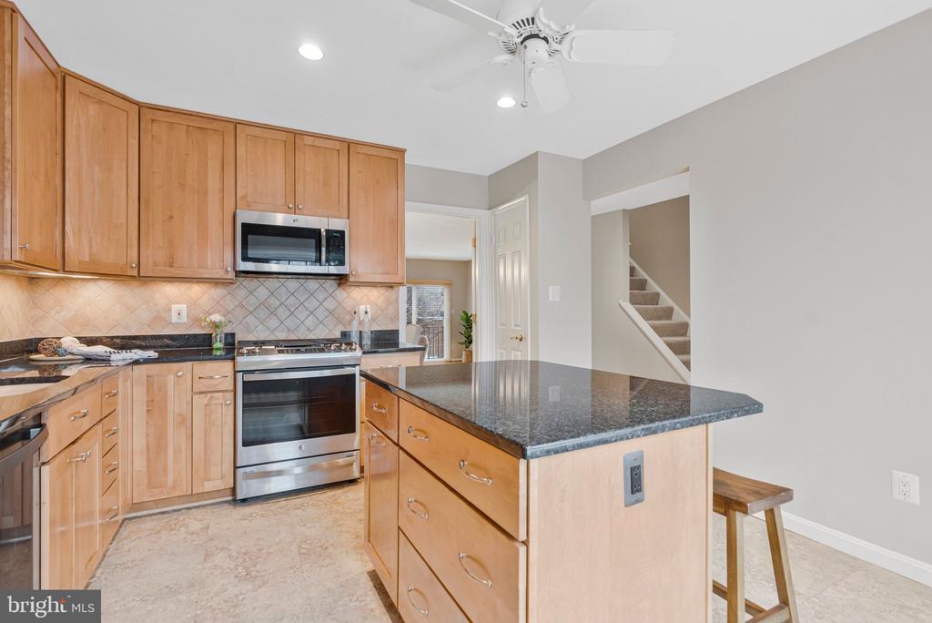 10106 BUSHMAN DRIVE