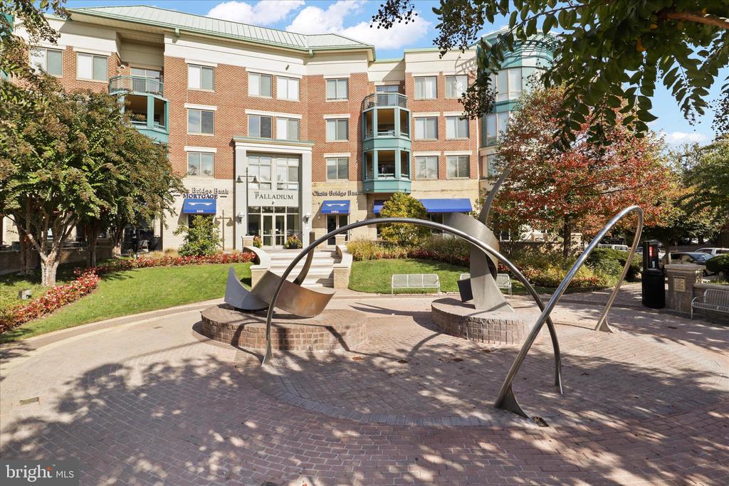 1450 EMERSON AVENUE Unit: G05