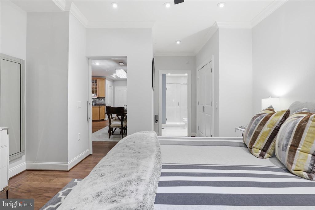 1450 EMERSON AVENUE Unit: G05