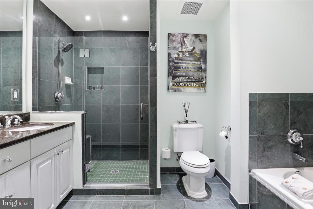 1450 EMERSON AVENUE Unit: G05