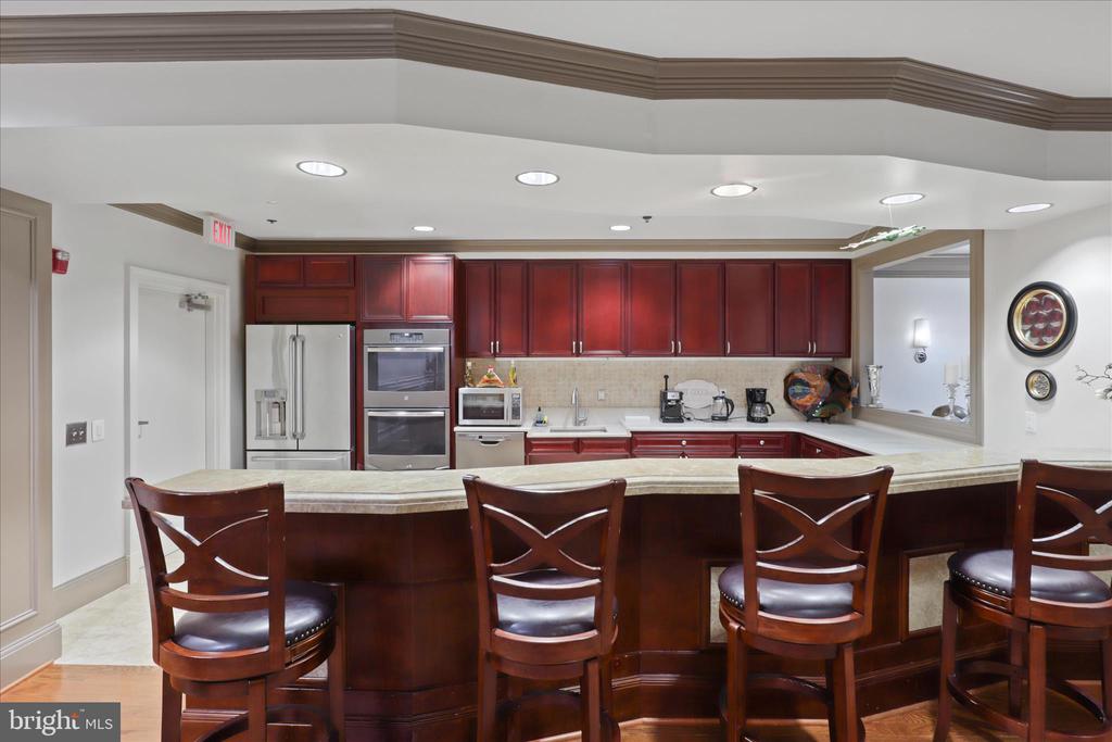 1450 EMERSON AVENUE Unit: G05