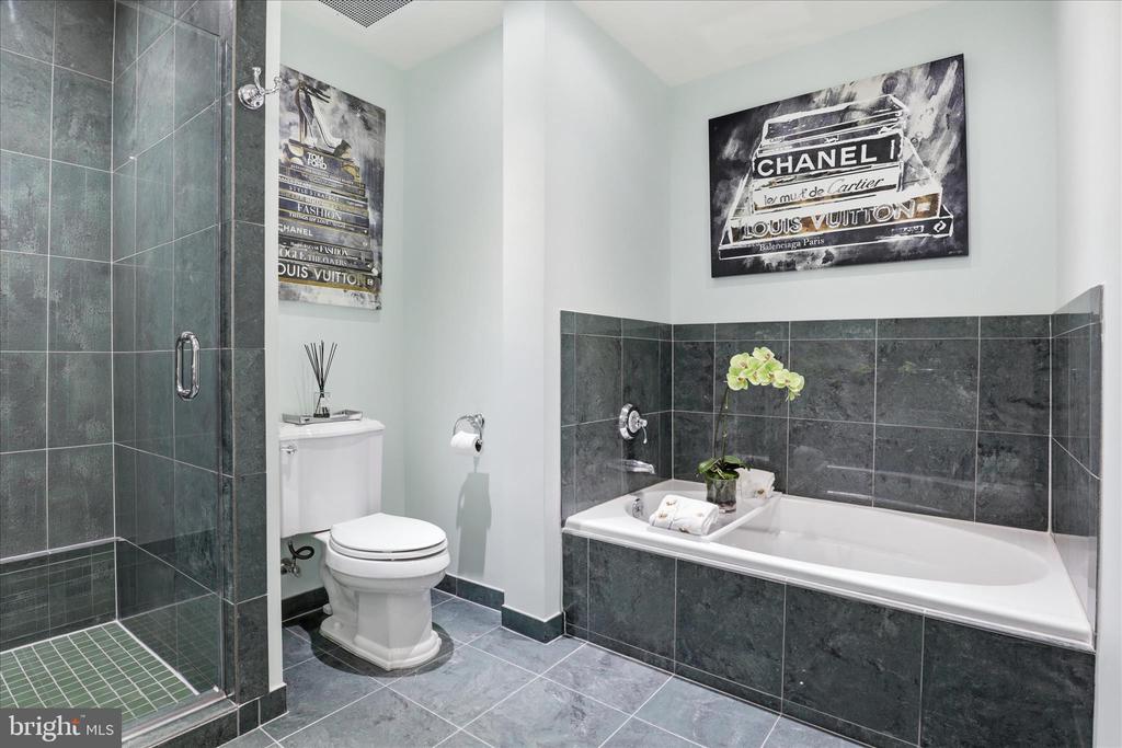 1450 EMERSON AVENUE Unit: G05