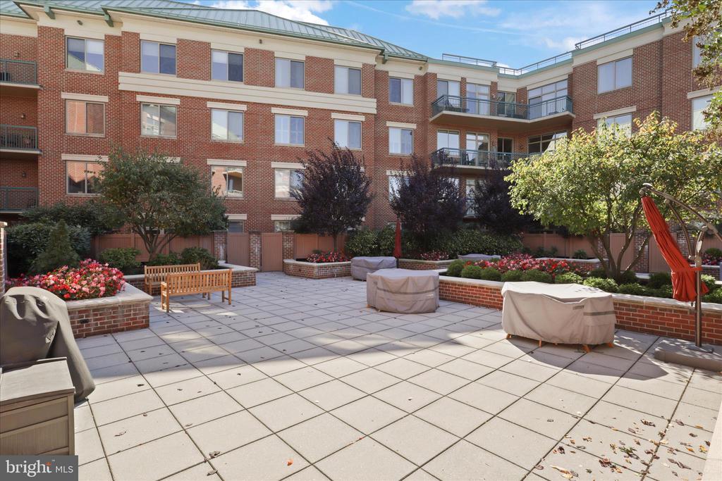 1450 EMERSON AVENUE Unit: G05