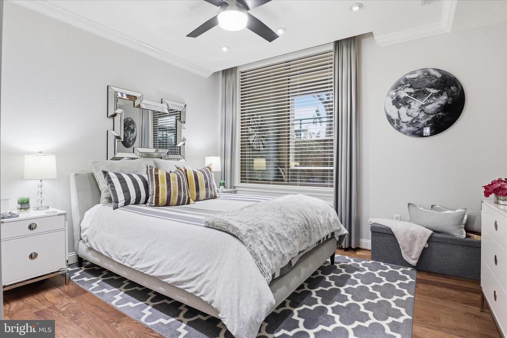 1450 EMERSON AVENUE Unit: G05