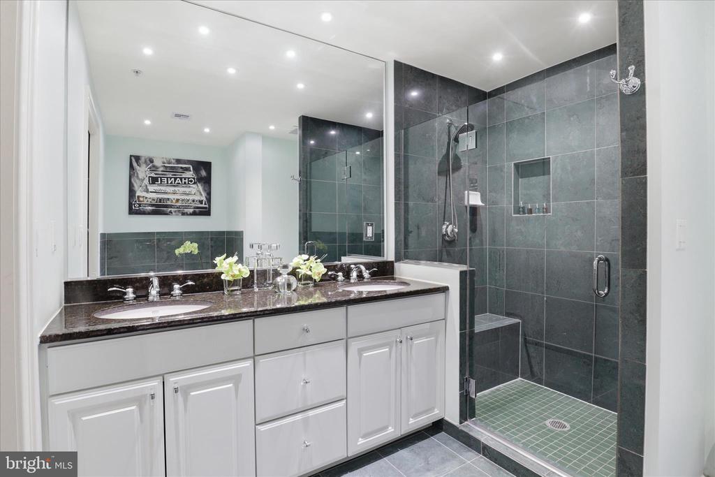1450 EMERSON AVENUE Unit: G05