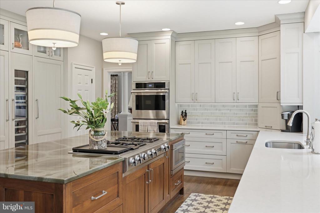 6441 GEORGETOWN PIKE