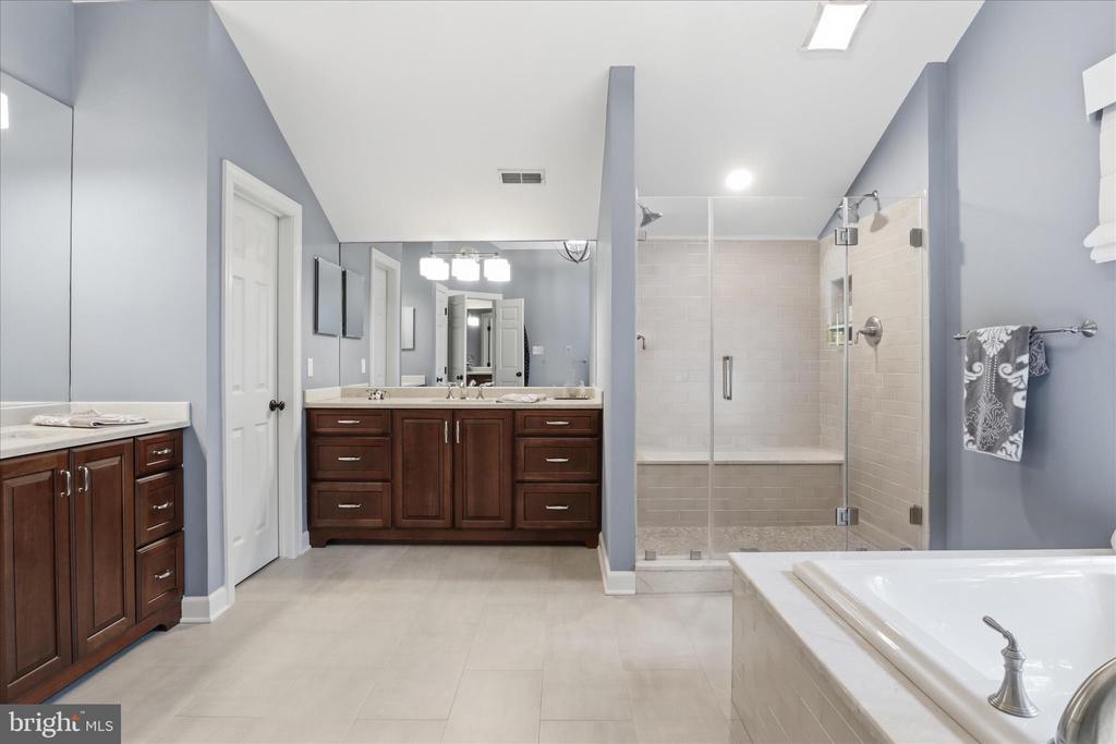 6441 GEORGETOWN PIKE