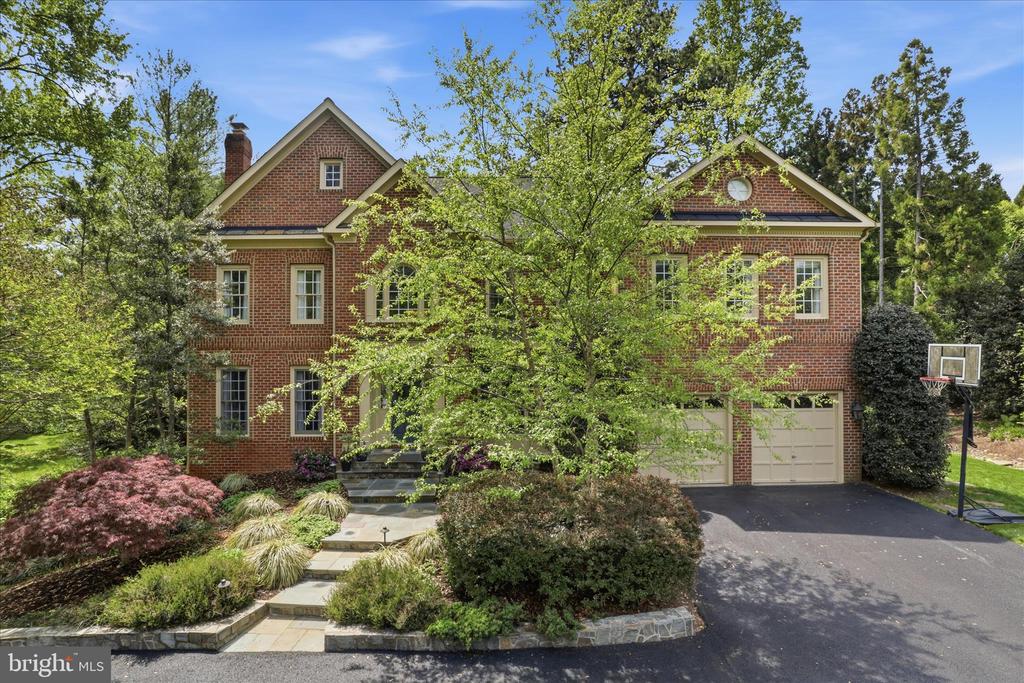6441 GEORGETOWN PIKE