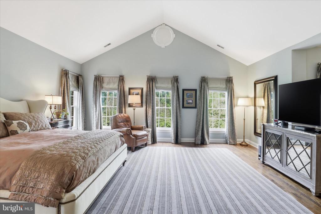 6441 GEORGETOWN PIKE