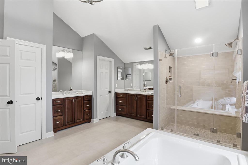 6441 GEORGETOWN PIKE