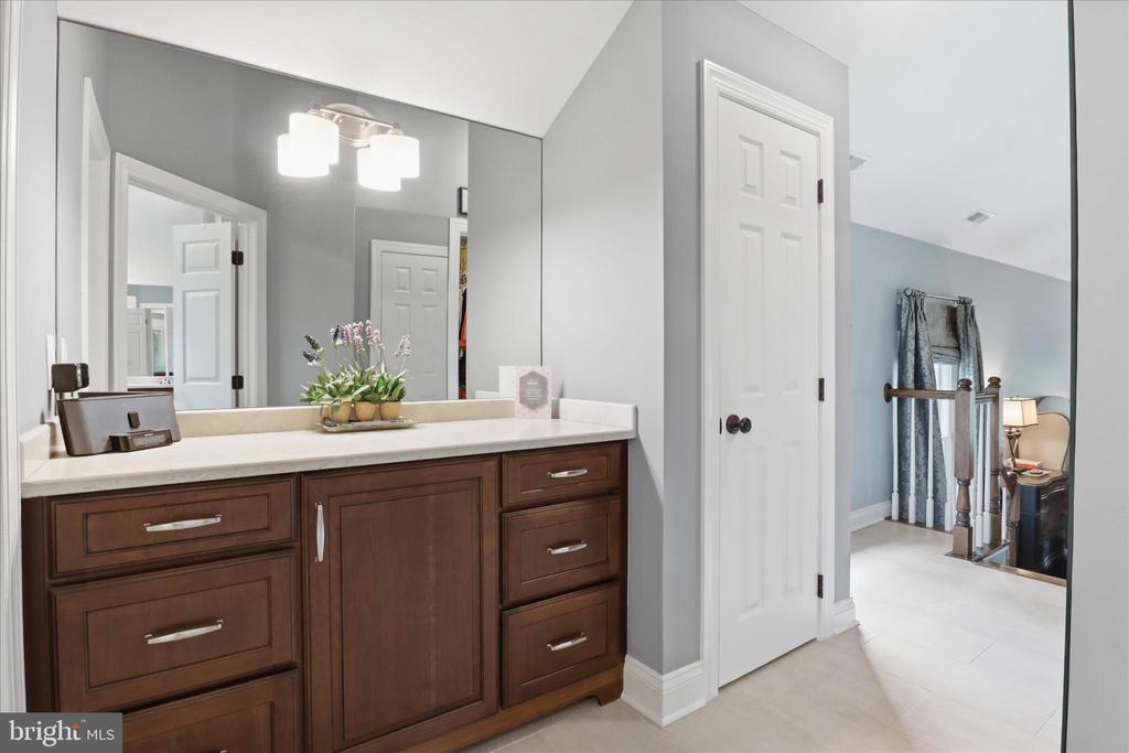 6441 GEORGETOWN PIKE