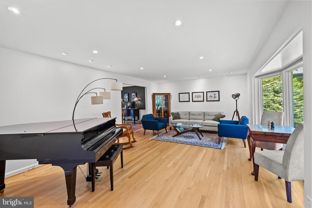 12007 TURF LANE