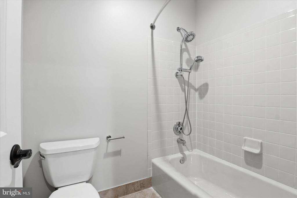 1456 HAMPTON HILL CIRCLE