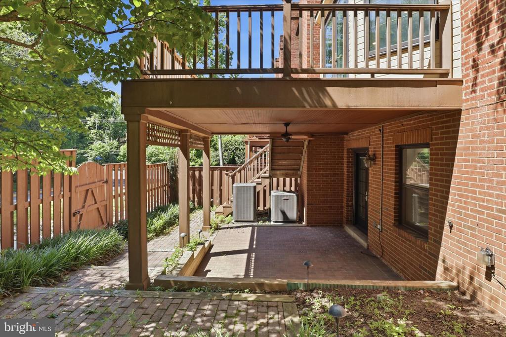 1456 HAMPTON HILL CIRCLE