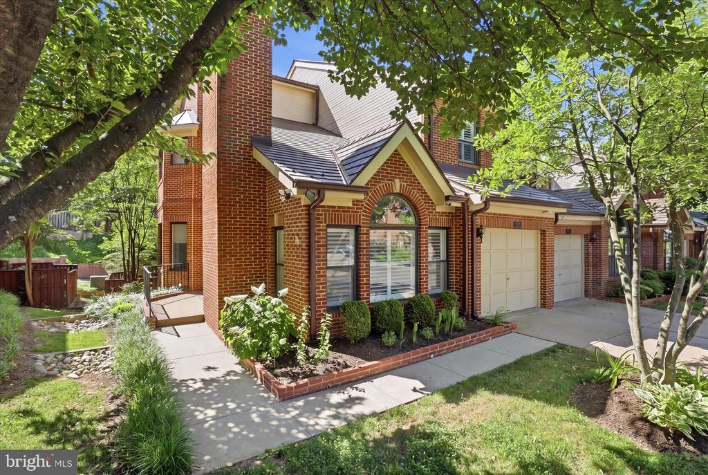 1456 HAMPTON HILL CIRCLE
