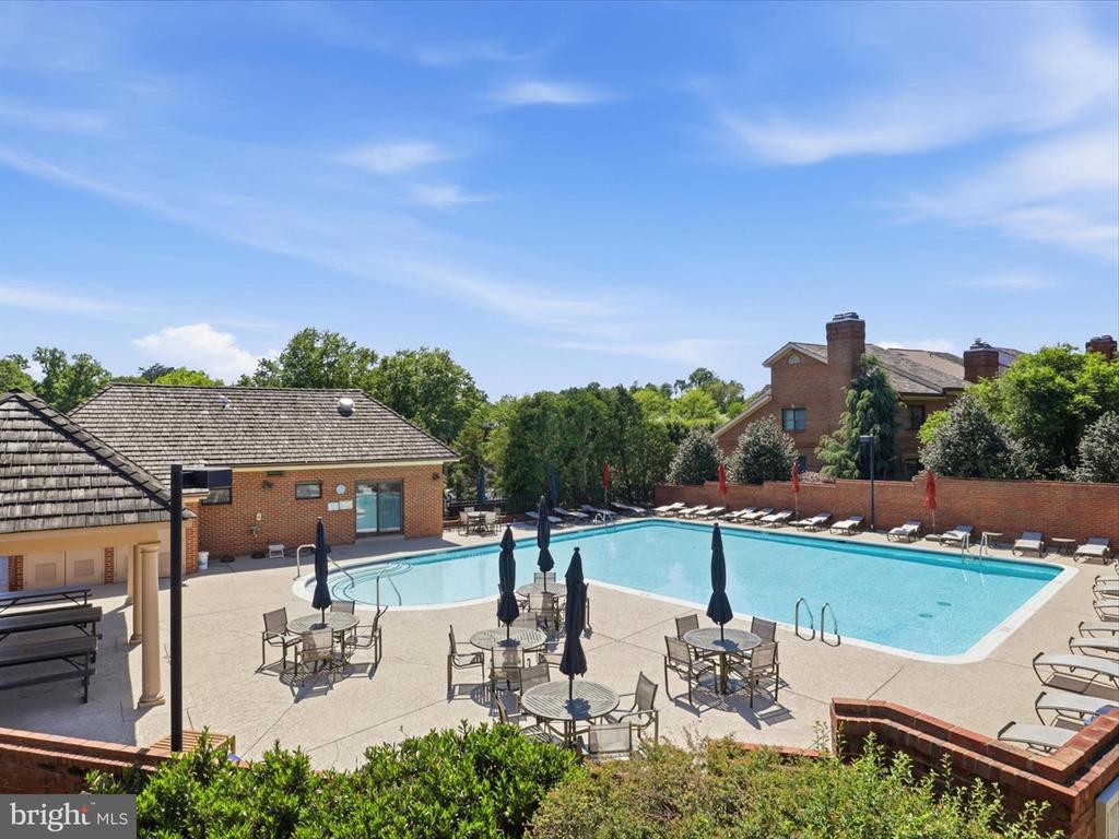 1456 HAMPTON HILL CIRCLE