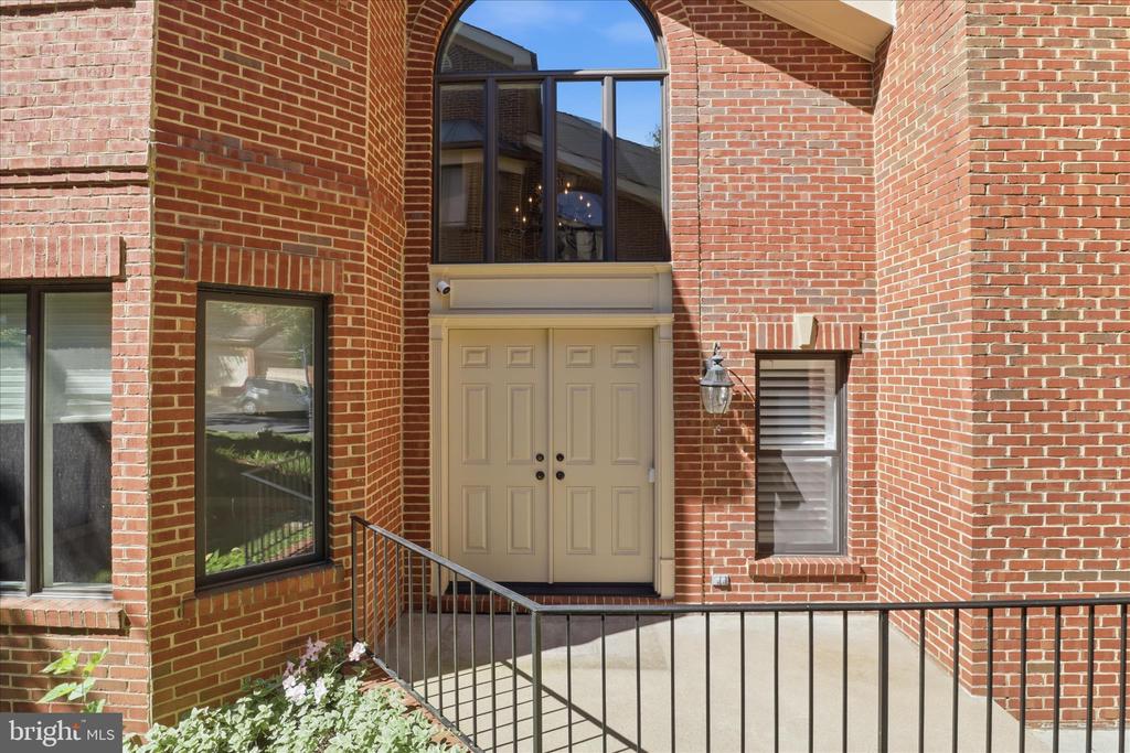 1456 HAMPTON HILL CIRCLE