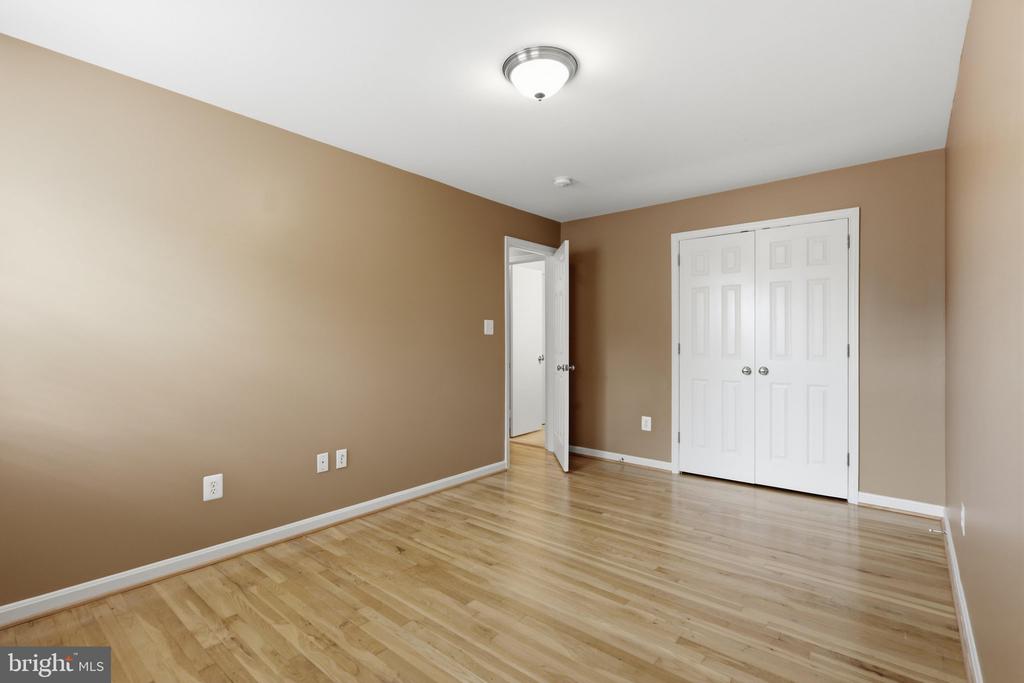 2007 HOPEWOOD DRIVE