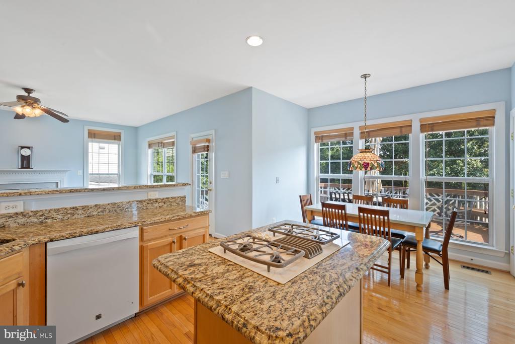 1616 CHICKASAW PLACE NE