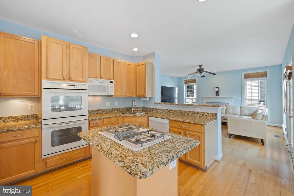 1616 CHICKASAW PLACE NE